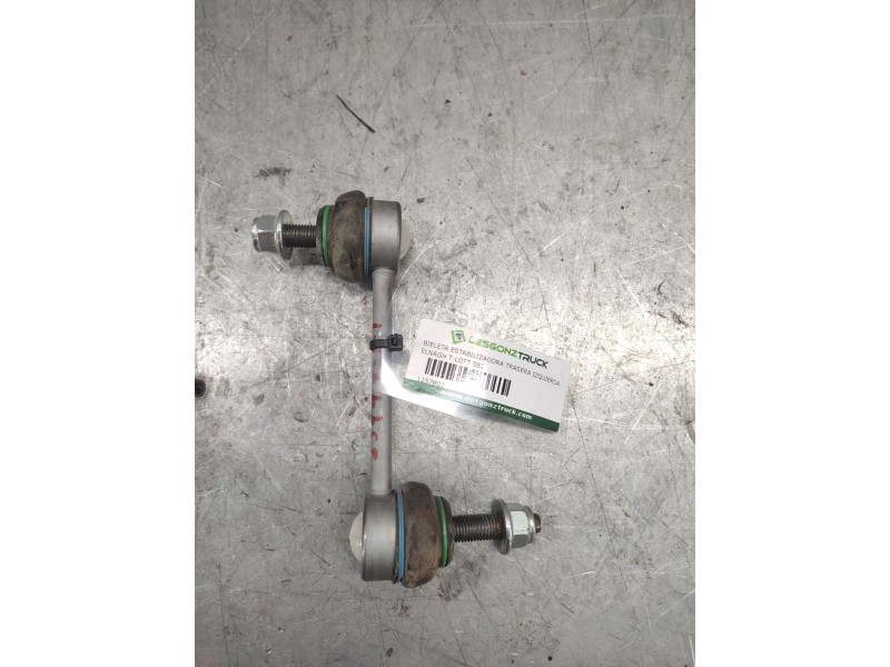 Recambio de bieleta estabilizadora trasera izquierda para elnagh t-loft 582 referencia OEM IAM   