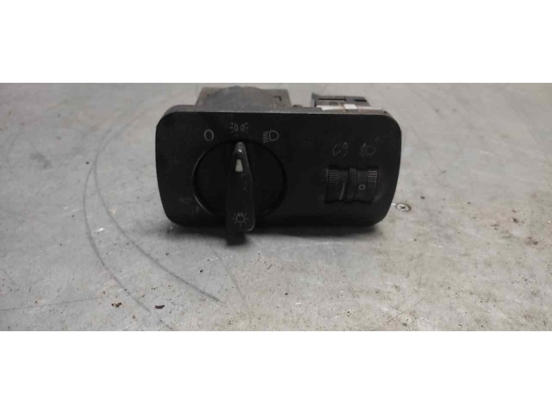 Recambio de mando luces para seat ibiza (6k) 1.3 cat (aav) referencia OEM IAM 6K1941531AL 17 PINS 