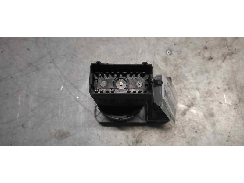 Recambio de mando luces para seat ibiza (6k) 1.3 cat (aav) referencia OEM IAM 6K1941531AL 17 PINS 