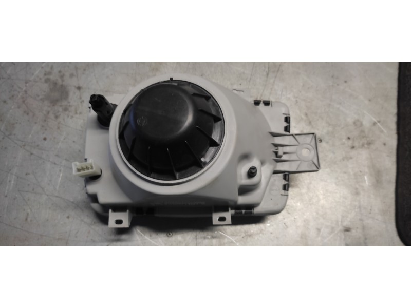 Recambio de faro derecho para seat malaga 1.5 referencia OEM IAM   