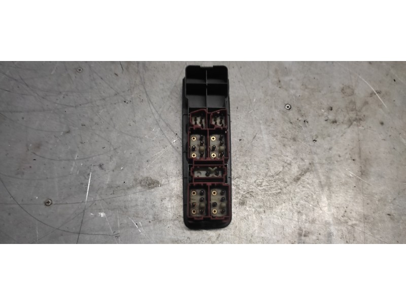 Recambio de mando elevalunas delantero izquierdo para volvo s40 berlina 1.8 16v cat referencia OEM IAM   