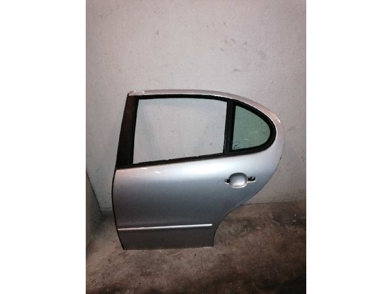 Recambio de puerta trasera izquierda para seat leon (1m1) referencia OEM IAM   