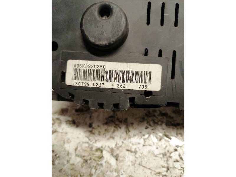 Recambio de cuadro instrumentos para seat ibiza (6k1) 1.4 16v referencia OEM IAM 6K0920850 110008924001 