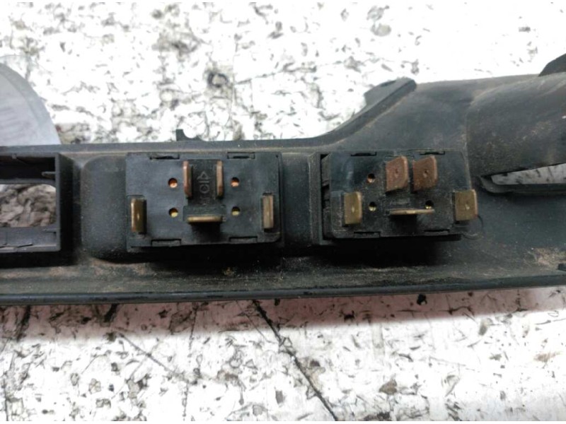 Recambio de mando elevalunas delantero izquierdo para seat ibiza (6k1) referencia OEM IAM IND171B  