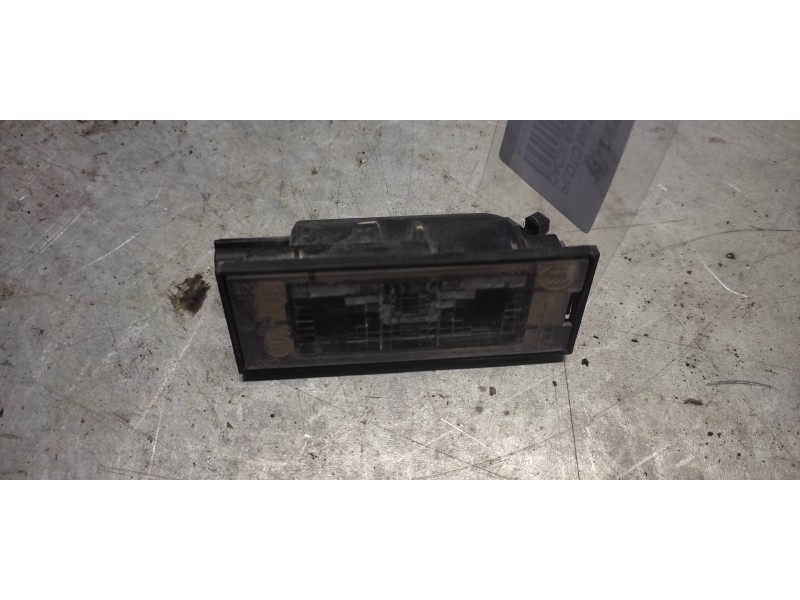 Recambio de piloto matricula para dacia sandero referencia OEM IAM   2 PINS