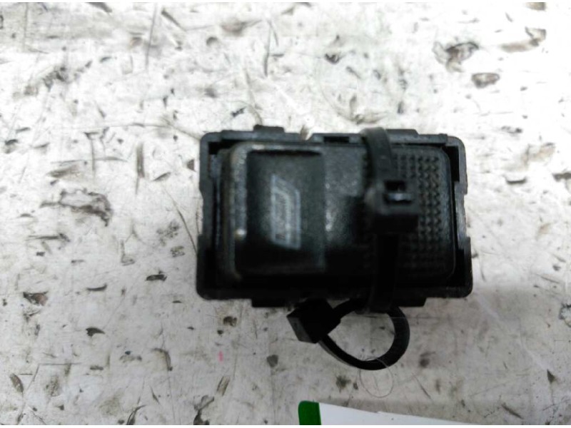 Recambio de mando elevalunas trasero derecho para audi a4 berlina (b5) 1.8 referencia OEM IAM 4A0959855A01C  