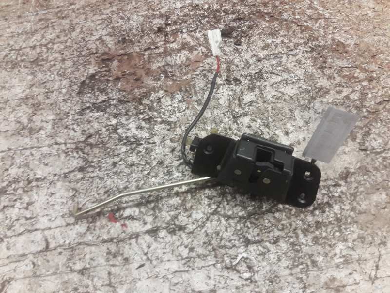 Recambio de cerradura maletero / porton para daewoo tacuma se referencia OEM IAM   