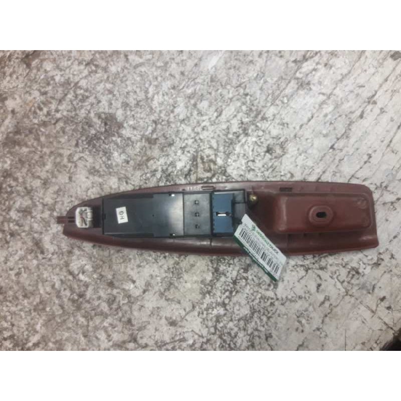 Recambio de mando elevalunas delantero izquierdo para daewoo nubira berlina se (1999) referencia OEM IAM 96190771 96190775 96206