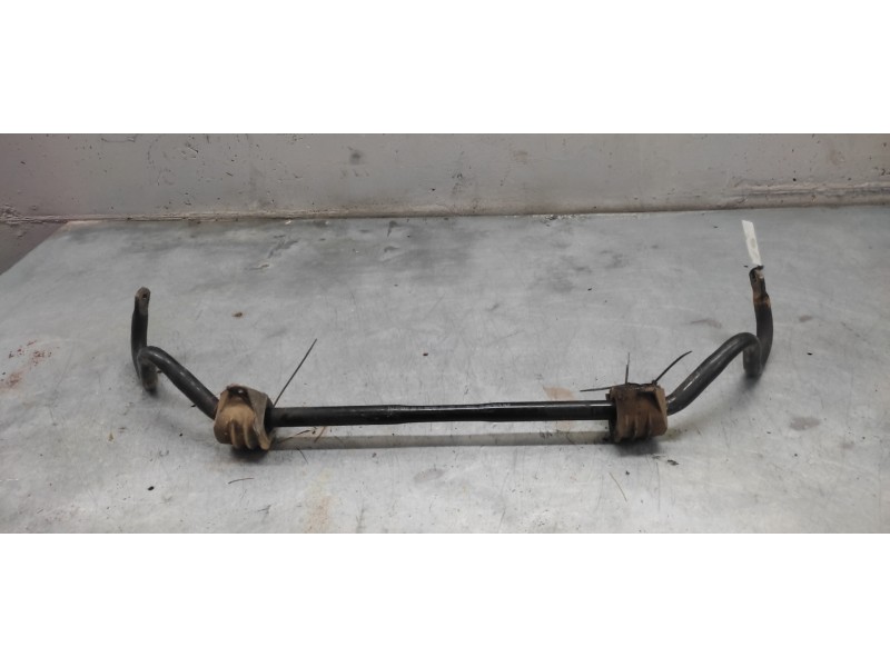 Recambio de barra estabilizadora delantera para bmw serie 1 berlina (e81/e87) 120d referencia OEM IAM 67662880215008111  