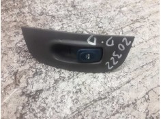 Recambio de mando elevalunas delantero derecho para renault megane i fase 2 berlina (ba0) 1.4 16v privilege referencia OEM IAM 7