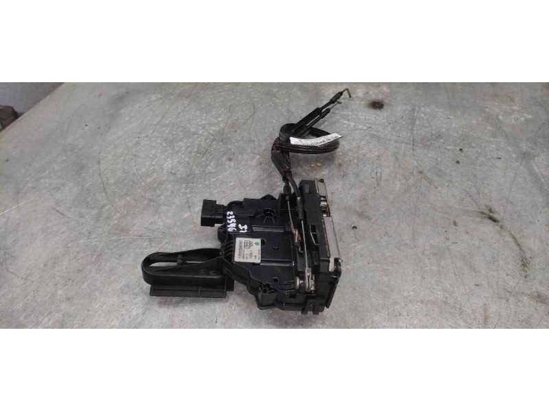 Recambio de cerradura maletero / porton para fiat fiorino básico referencia OEM IAM 1355028080 6 PINS 