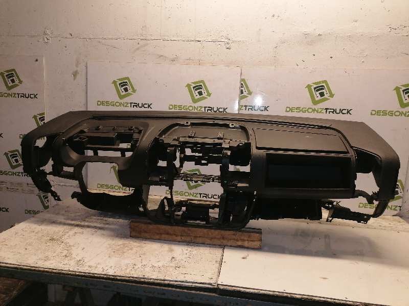 Recambio de salpicadero para citroën jumper pritsche 2.0 blue-hdi fap cat referencia OEM IAM   