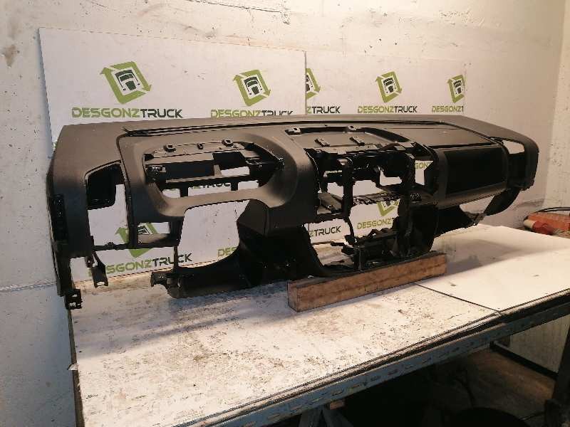 Recambio de salpicadero para citroën jumper pritsche 2.0 blue-hdi fap cat referencia OEM IAM   