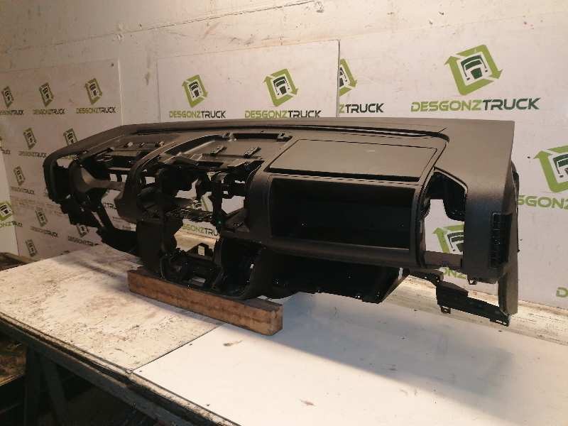 Recambio de salpicadero para citroën jumper pritsche 2.0 blue-hdi fap cat referencia OEM IAM   