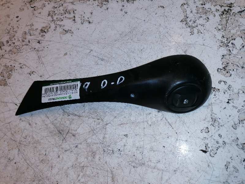 Recambio de mando elevalunas delantero derecho para renault megane ii berlina 5p business referencia OEM IAM  6 PINS 