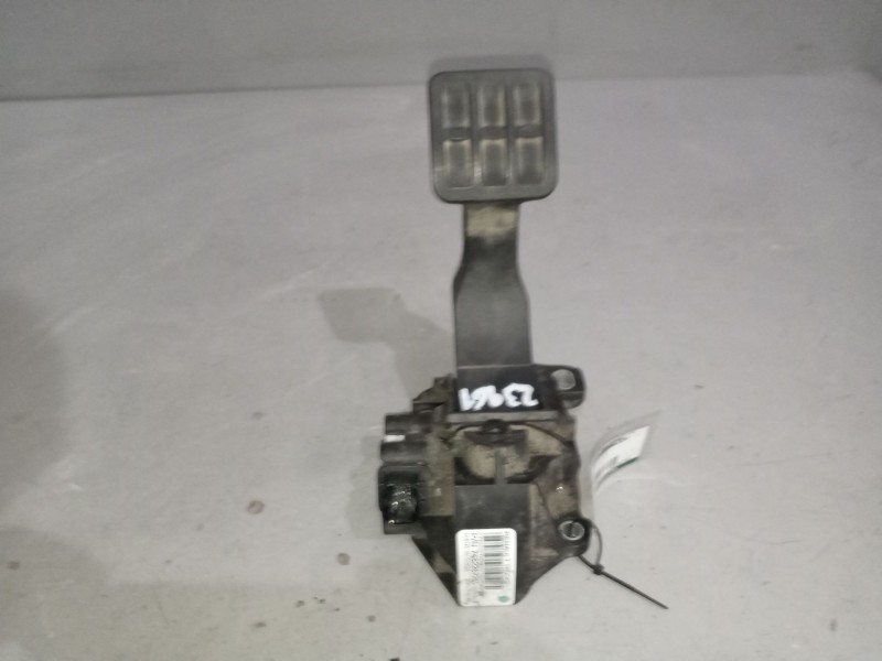 Recambio de pedal acelerador para renault serie t fg 4x2 cabina high-sleeper referencia OEM IAM 7482267250  