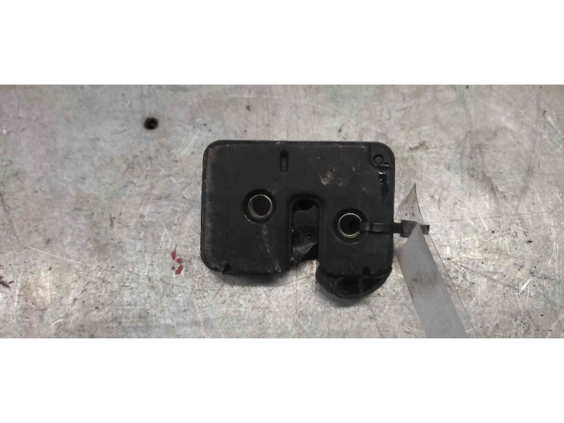 Recambio de cerradura maletero / porton para seat ibiza (6k1) select referencia OEM IAM   3 PINS