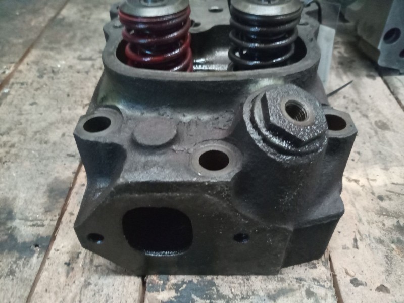 Recambio de culata para mercedes trucks mk 2427 l, b (272cv) referencia OEM IAM 4420160101  a4420160101