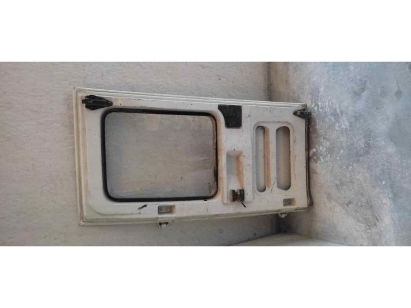 Recambio de porton trasero derecho para renault rapid/express (f40) referencia OEM IAM   