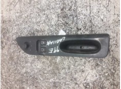 Recambio de mando elevalunas delantero izquierdo para renault laguna (b56) 1.9 dti referencia OEM IAM 7700417103 7701699597 6/5/