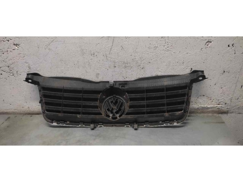 Recambio de rejilla delantera para volkswagen passat variant (3b6) referencia OEM IAM   