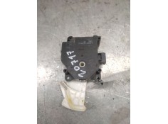 Recambio de motor apertura trampillas climatizador para toyota auris active referencia OEM IAM 1138002810PLS  