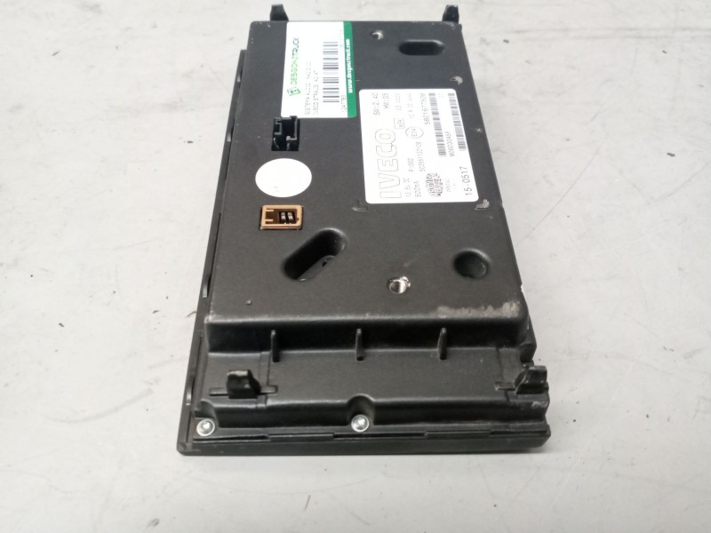Recambio de sistema audio / radio cd para iveco stralis (ad/at) fs at t/p    4x2 larga distancia referencia OEM IAM 5801677506  