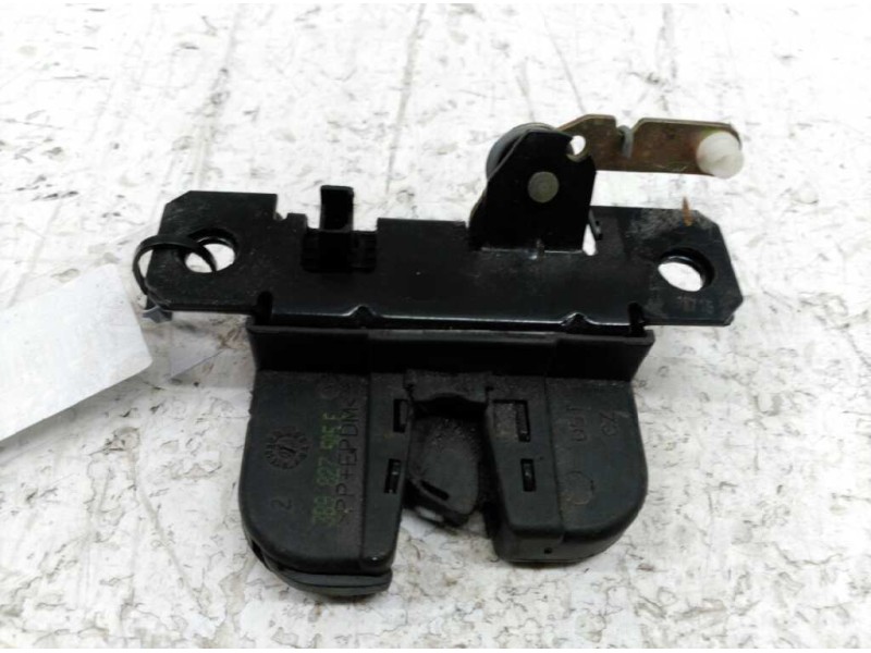 Recambio de cerradura maletero / porton para volkswagen passat variant (3b6) advance referencia OEM IAM 389827505E  