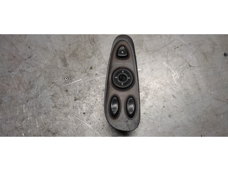 Recambio de mando elevalunas delantero izquierdo para hyundai coupe (j2) 1.6 fx coupe referencia OEM IAM   
