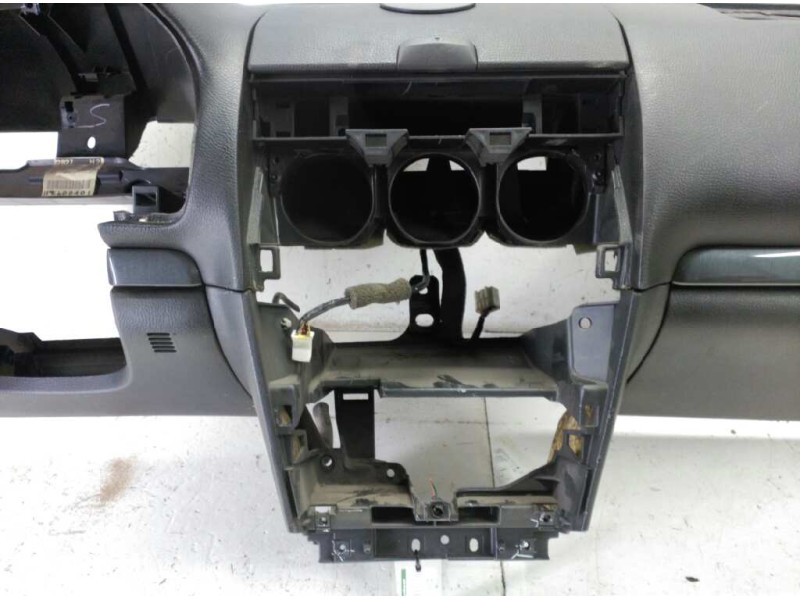 Recambio de salpicadero para mazda 6 berlina (gg) 2.0 crtd 143 active (4-ptas.) referencia OEM IAM   