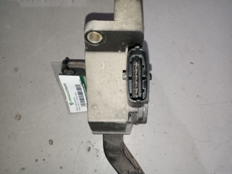 Recambio de pedal acelerador para iveco daily iv caja/chasis 35c12, 35s12 referencia OEM IAM 504061734  0281002632