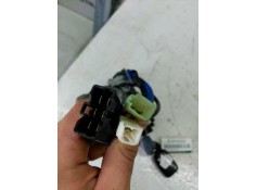 Recambio de conmutador de arranque para kia carnival ii 2.9 cdri ex referencia OEM IAM    2