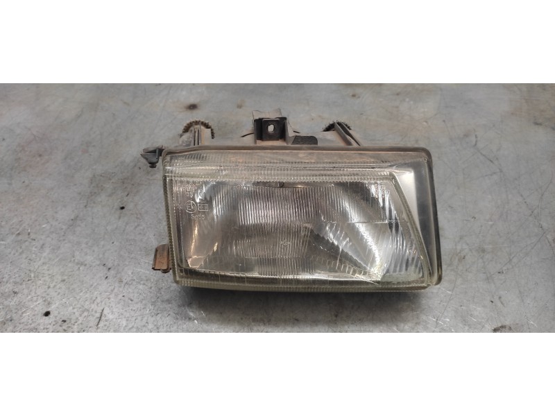 Recambio de faro derecho para seat inca (6k9) referencia OEM IAM   