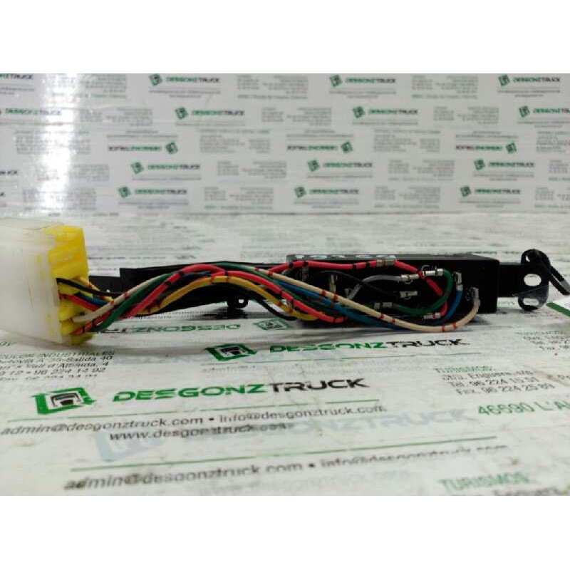 Recambio de mando elevalunas delantero izquierdo para nissan primera berl./familiar (p10/w10) gx berlina (a,e) referencia OEM IA