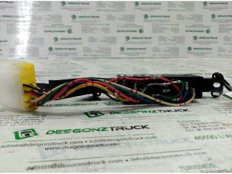 Recambio de mando elevalunas delantero izquierdo para nissan primera berl./familiar (p10/w10) gx berlina (a,e) referencia OEM IA