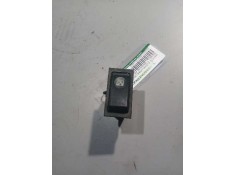 Recambio de mando elevalunas delantero derecho para renault magnum ab 2005 12.8 diesel referencia OEM IAM   