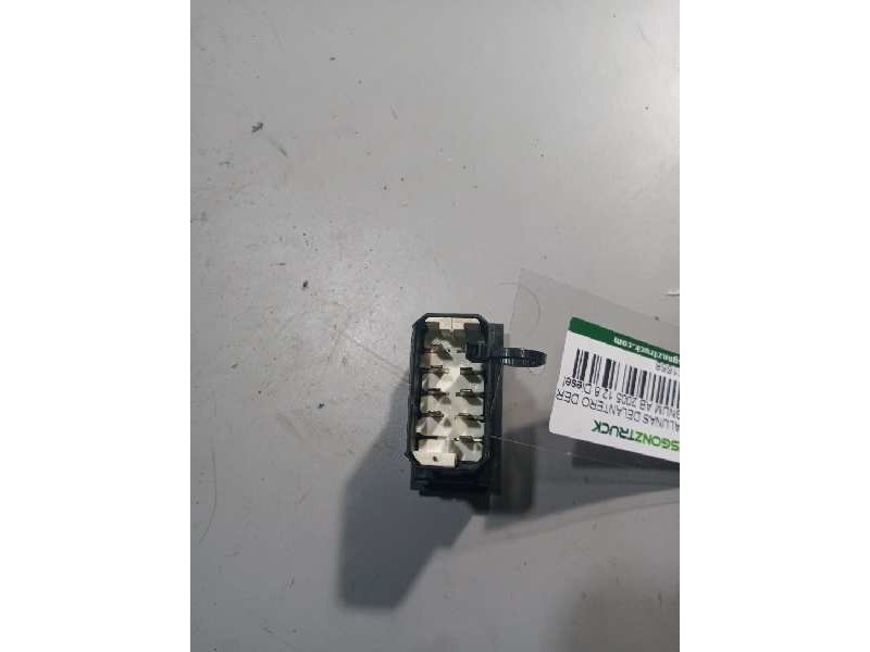 Recambio de mando elevalunas delantero derecho para renault magnum ab 2005 12.8 diesel referencia OEM IAM   