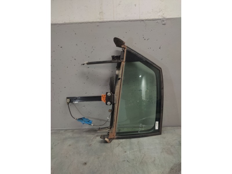 Recambio de elevalunas trasero derecho para audi a4 berlina (8e) 1.9 tdi (96kw) referencia OEM IAM   