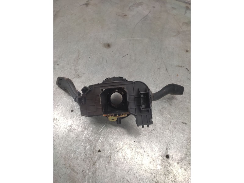 Recambio de mando multifuncion para audi a4 berlina (8e) 1.9 tdi (96kw) referencia OEM IAM   