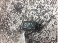 Recambio de mando elevalunas trasero derecho para mercedes-benz clase c (w202) berlina 180 (202.018) referencia OEM IAM 20282052