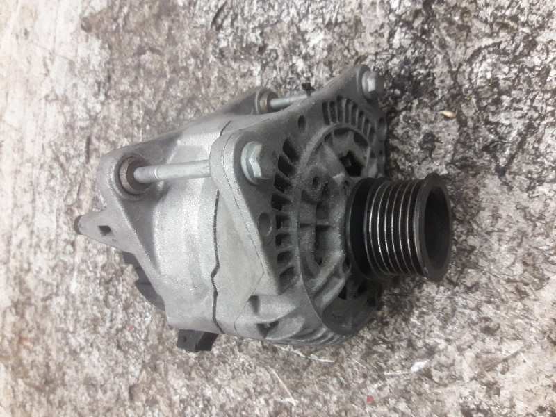 Recambio de alternador para seat ibiza (6k) básico referencia OEM IAM 0123320007 028903025Q 