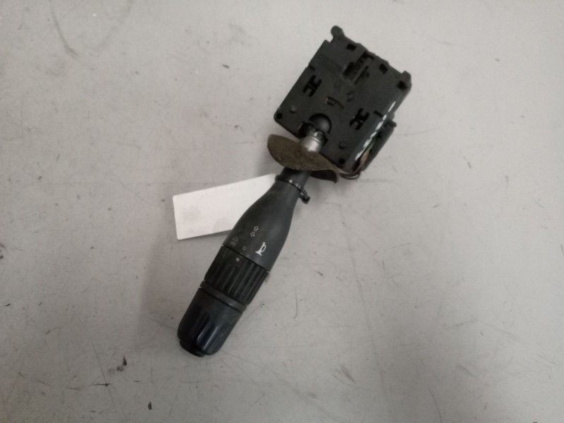 Recambio de mando intermitentes para renault midlum 6.2 diesel referencia OEM IAM 5001837501  