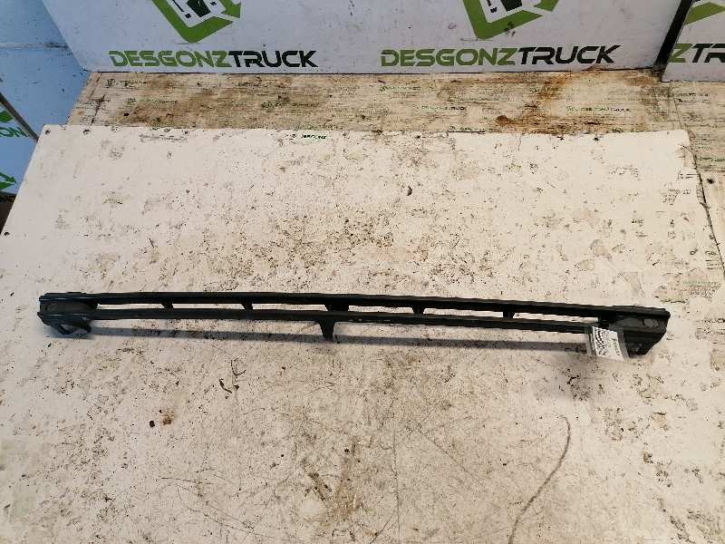 Recambio de rejilla delantera para renault clio i fase i+ii (b/c57) 1.2 alize referencia OEM IAM   