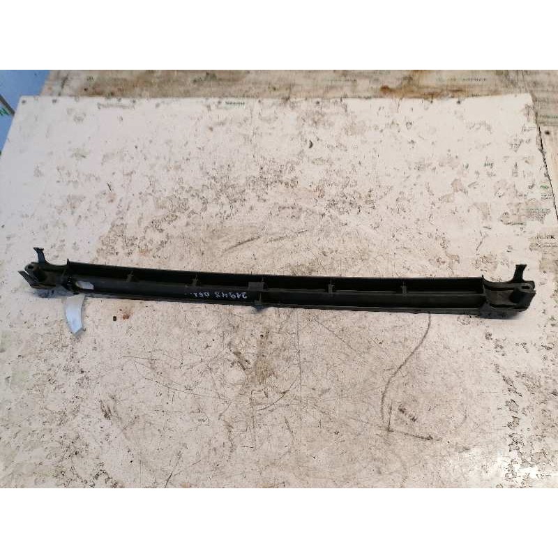 Recambio de rejilla delantera para renault clio i fase i+ii (b/c57) 1.2 alize referencia OEM IAM   
