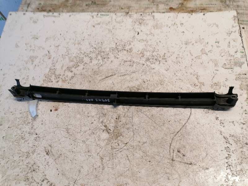 Recambio de rejilla delantera para renault clio i fase i+ii (b/c57) 1.2 alize referencia OEM IAM   