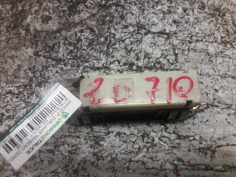 Recambio de mando elevalunas trasero derecho para mitsubishi l 200 (k6/7) referencia OEM IAM 513831 8 PINS 