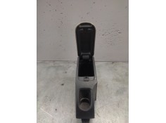 Recambio de apoyabrazos central para renault kangoo dynamique referencia OEM IAM    2