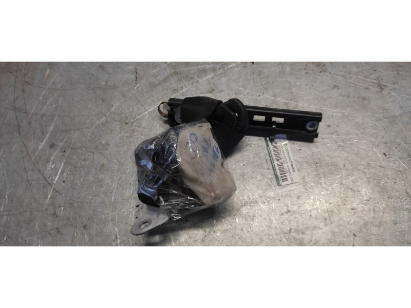 Recambio de cinturon seguridad trasero izquierdo para opel zafira a 1.6 16v referencia OEM IAM 14030101  