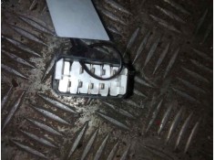 Recambio de mando elevalunas delantero izquierdo para scania serie p/g/r (c-clase) fg 420 (4x2) corto cp 13 / 14 b referencia OE 2