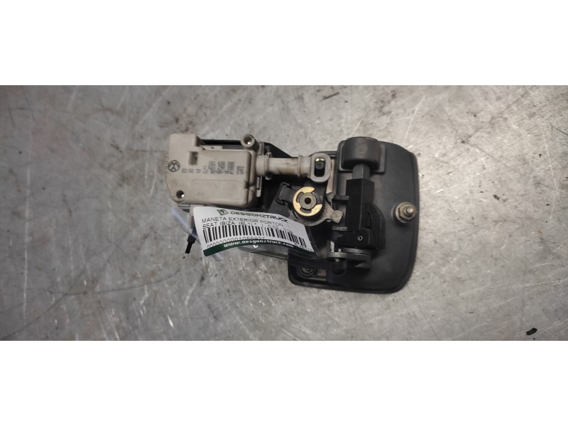 Recambio de maneta exterior porton para seat ibiza (6l1) referencia OEM IAM 6L6827573B  